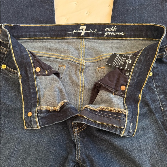 7 For All Mankind ~ Gwenevere ~ Ankle - Picture 3 of 3